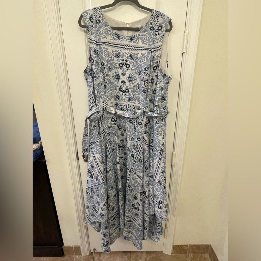 Calvin Klein Scarf Print Handkerchief Hem Dress